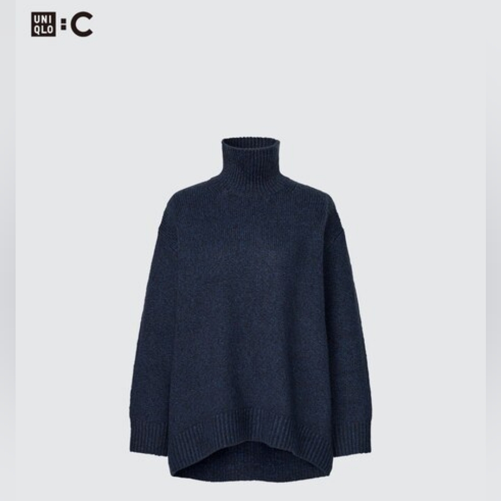 NWT) Uniqlo soft knit long sleece high neck sweater Navy Size M